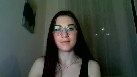 katie_foxi online show from 02/26/25, 06:11