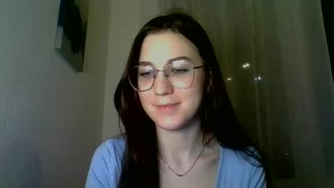 katie_foxi online show from 02/28/25, 09:12
