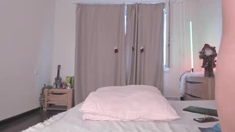 Kate online show from 02/11/25, 11:32