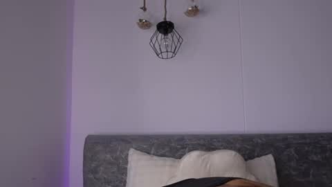 Katie online show from 09/26/25, 11:03