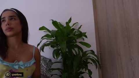 Snapshot of katiecruz_ chatting on 01/05/26, 05:27 Katie online show from 01/05/26, 05:27