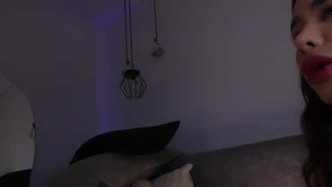 Snapshot of katiecruz_ chatting on 02/07/26, 10:30 Katie online show from 02/07/26, 10:30