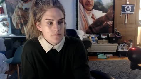 Katie online show from 09/17/25, 04:58