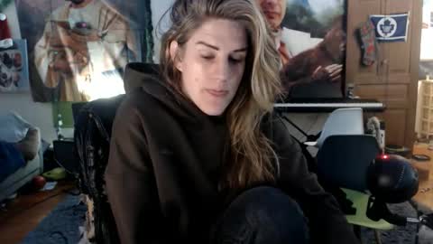 Katie online show from 03/18/26, 04:59