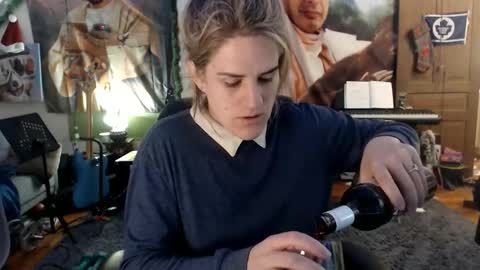 Katie online show from 04/01/26, 03:51