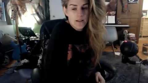 Katie online show from 04/11/26, 05:45