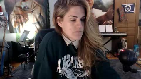 Katie online show from 04/24/26, 04:04