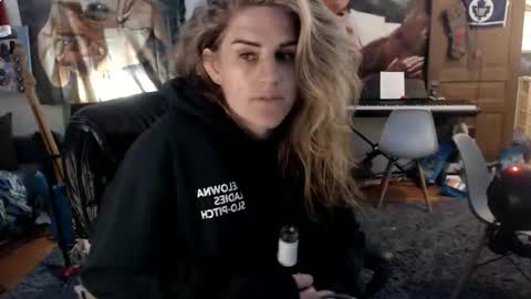 Katie online show from 05/27/26, 04:09