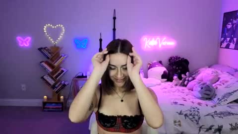Katie Verona online show from 02/15/25, 11:47