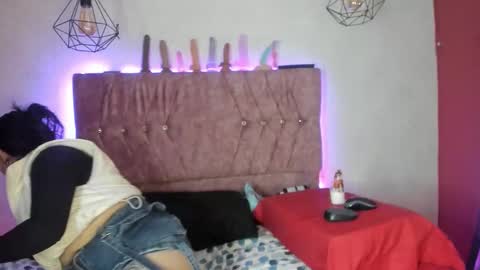 Katie online show from 02/15/26, 09:41