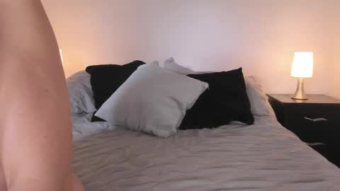 Kati  online show from 04/25/26, 07:22