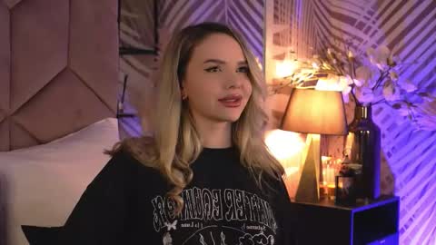 KatJolie online show from 02/11/26, 08:36