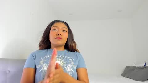 Follow me on instagram and twitter as correaktnees online show from 12/16/24, 07:04