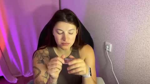   naked in pvt show 100 tk online show from 10/17/25, 07:16