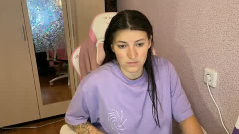   naked in pvt show 100 tk online show from 04/19/26, 01:21