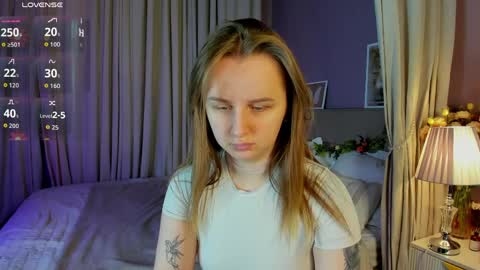 Katrina Bail online show from 04/11/26, 01:10