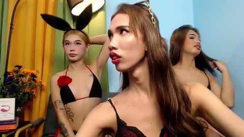 katrinetrixie online show from 10/28/25, 12:14