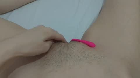 Snapshot of katrinna_arinna chatting on 01/10/25, 08:04 katrina dont forget to give me thumbs up online show from 01/10/25, 08:04