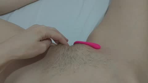 Snapshot of katrinna_arinna chatting on 01/12/25, 05:45 katrina dont forget to give me thumbs up online show from 01/12/25, 05:45