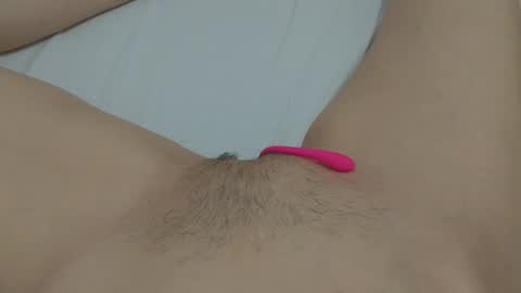 Snapshot of katrinna_arinna chatting on 01/13/25, 12:09 katrina dont forget to give me thumbs up online show from 01/13/25, 12:09