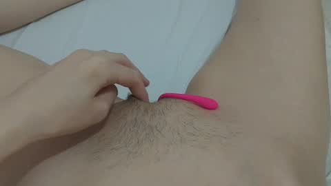 Snapshot of katrinna_arinna chatting on 01/19/25, 04:54 katrina dont forget to give me thumbs up online show from 01/19/25, 04:54