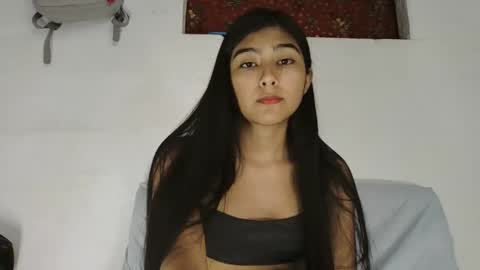Snapshot of katrushca24 chatting on 01/13/25, 03:58 kat online show from 01/13/25, 03:58
