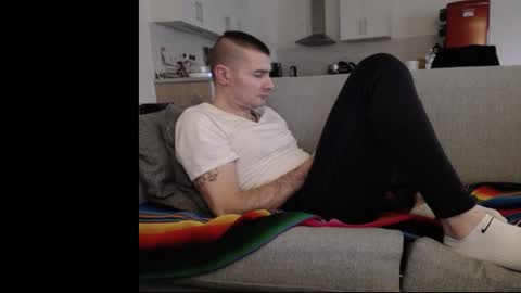 Snapshot of katsufr chatting on 01/22/25, 01:42 demyx online show from 01/22/25, 01:42