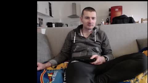 Snapshot of katsufr chatting on 03/09/25, 10:30 demyx online show from 03/09/25, 10:30