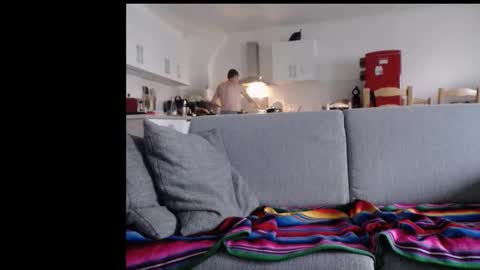 Snapshot of katsufr chatting on 09/14/25, 06:56 demyx online show from 09/14/25, 06:56