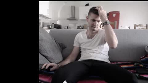 Snapshot of katsufr chatting on 10/24/25, 09:49 demyx online show from 10/24/25, 09:49