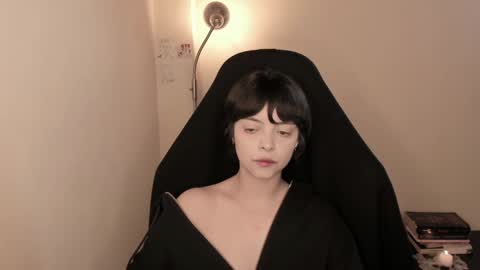 katsuro online show from 12/03/24, 06:49