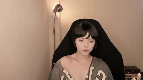 katsuro online show from 12/04/24, 05:55