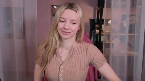 katt_yy online show from 11/07/25, 05:07