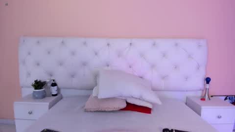 Katte online show from 12/20/25, 01:18