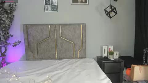 Katerine online show from 11/03/25, 03:30