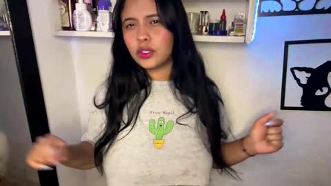 kattia online show from 11/19/25, 02:11