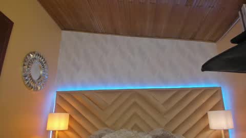 Katiia online show from 03/07/25, 07:52