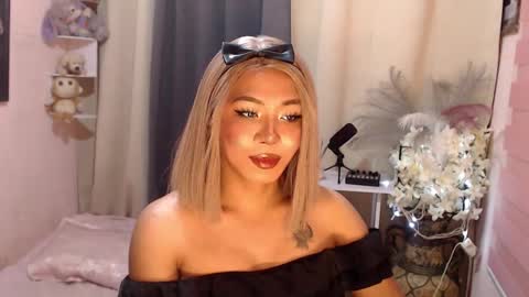 Saisy online show from 11/18/25, 06:23