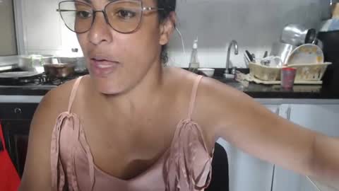 KattleyaGrey online show from 10/27/25, 07:07