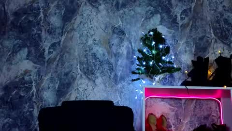 Snapshot of katttymoon_ chatting on 12/29/24, 05:53 Goddess Katy VACATION online show from 12/29/24, 05:53