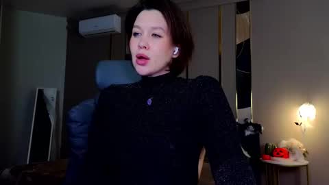 Snapshot of katttymoon_ chatting on 10/30/25, 01:18 Goddess Katy VACATION online show from 10/30/25, 01:18