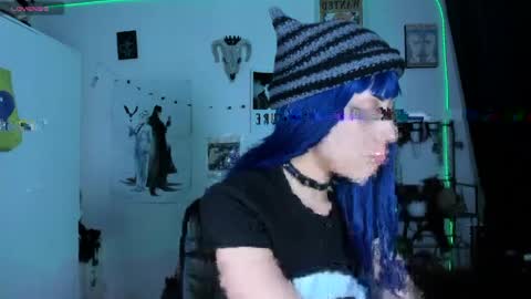 Snapshot of kattx_ chatting on 04/27/26, 04:54 kattx independent model online show from 04/27/26, 04:54