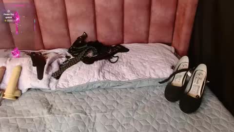 Arianna online show from 02/18/26, 02:24