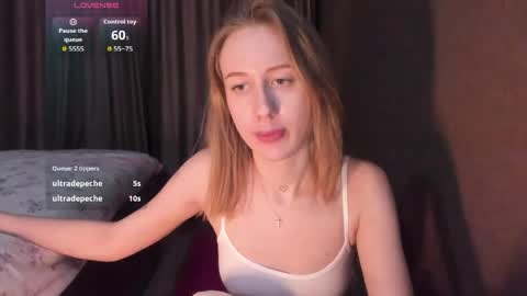 Snapshot of katty_blondy chatting on 03/24/26, 10:48 katty_blondy online show from 03/24/26, 10:48