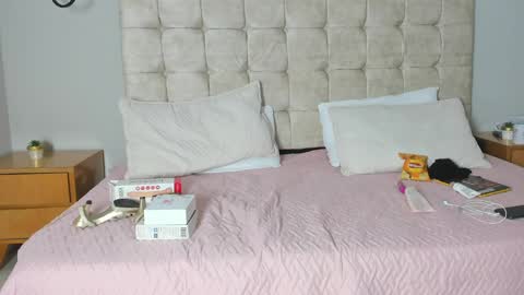 katty_cute19 online show from 04/02/26, 01:20