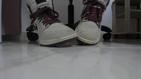 Katty online show from 03/18/26, 07:06