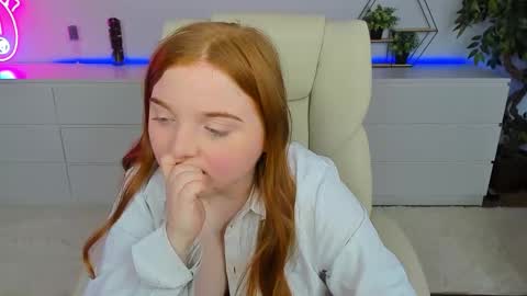 Katty online show from 09/10/25, 04:18