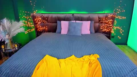 Katty online show from 09/16/25, 06:42