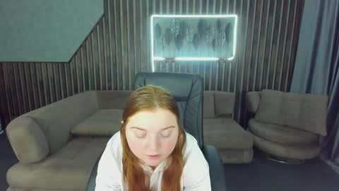 Katty online show from 11/07/25, 06:41