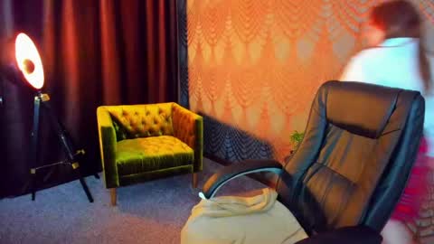 Katty online show from 04/22/26, 06:09